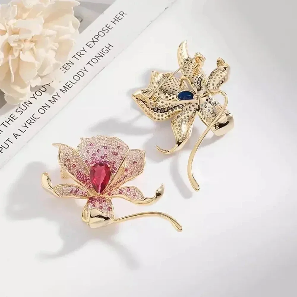 VQ Flower Brooch